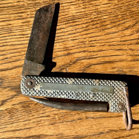 Naval Jack Knife 23